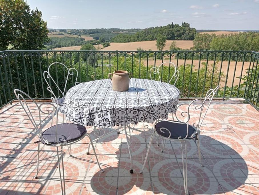 Maison De Village Avec Superbe Vue Hébergement de vacances *